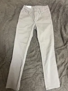 ベージュ ストレートパンツ キッズ　144-155cm