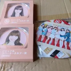 NIZIU NINA ビジュアルラバーキーホルダー&缶バッジセット