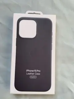 純正iPhone 15Pro レザーケース ブラック新品