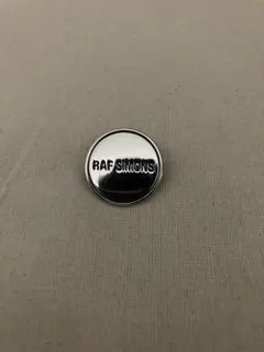 RAF SIMONS　ピンズ　缶バッジ　21SS RAF SIMONS(ラフシモンズ) / 缶バッジ/SS21 SET OF 6 PINS/服飾