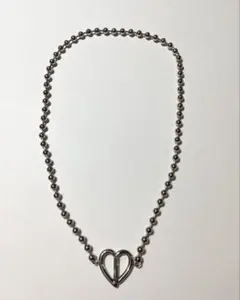 ハートモチーフネックレス