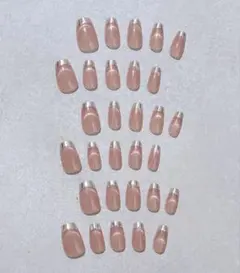 スリコ　3COINS and up ネイルチップ フレンチスタイル