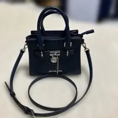 (美品) マイケルコース　クロコ型押し　2way ハンドバッグ　ネイビー　鍵付き