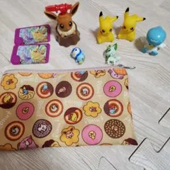 劇場限定 モンスターボールバッジ 2000年 ポケモン ピカチュウ