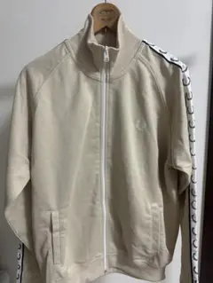 2025年最新】fred perry トラックジャケット ベージュの人気アイテム