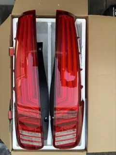 2025年最新】80voxy テールランプの人気アイテム - メルカリ