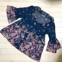 VIVAYOU ブラウス 定価2万のサムネイル