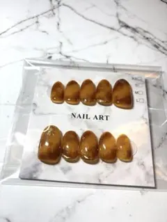 琥珀カラー　ニュアンスネイルチップ　シンプルデザイン