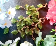 庭の裏の花の香り 風上の木と風下の私イヤリング 風シリーズ ゴールド