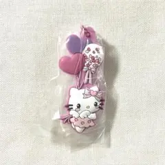 ハローキティ×メゾピアノ　カプセルラバーマスコット　エンジェルver.　ガチャ