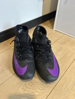 ナイキ サッカースパイク マーキュリアル AG 銀 - メルカリ