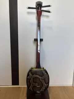 中古　黒木三線　ユナー型 沖縄三線！黒木！上質黒檀！ユナー型 ！本蛇皮 本張り【一枚張り