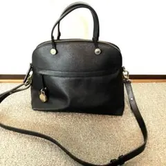 FURLA ブラック ショルダーバッグ
