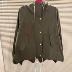 ZARA WOMAN フーデッドブルゾン カーキ XSのサムネイル