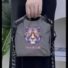 Item thumbnail for item 57b21930-17b8-4f3a-98c0-8c09d1662e74