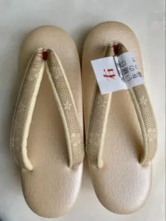 祇園ない藤 草履 箱付き 美品 シャンパンベージュ 京都 老舗 和装 