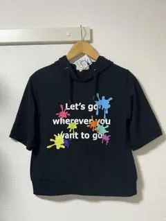 AFRICATARO 半袖パーカー ショート丈 ブラック カラフルプリント