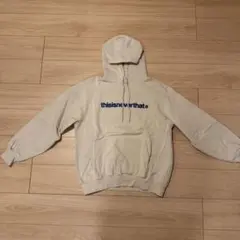 thisisneverthat パーカー 刺繍ロゴ ライトグレー Mのサムネイル