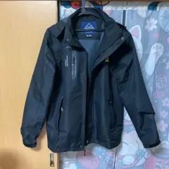 フード付き ブラック マウンテンパーカー