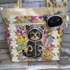 ゆ*ら様 ハンドメイド 恐竜着ぐるみねこちゃん 両サイドポケット