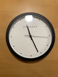 OWNDAYS オンデイズ　掛け時計　インテリア　シンプル