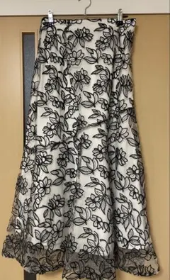 GRL グレイル　花柄刺繍バイカラーマーメイドスカート tu368