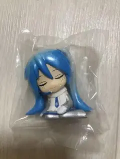 初音ミク　肩ズンfig. 雪ミク