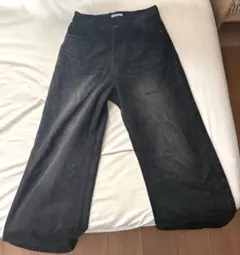 ワイドバギーデニムパンツ