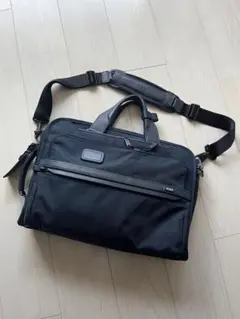 Item thumbnail for item 9f4e91ca-fd09-4dcc-8962-6b6c722ea74c