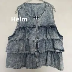 《未使用品》デニム風フリルジップアップベスト　レディース　トップス