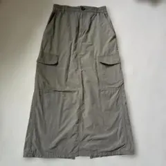 値下げ！GUカーゴロングスカートカーキ色ミリタリー