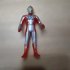 ウルトラマンメビウスのフィギュア　11cm　ソフビ