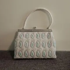 水色と白とベージュ　ビーズ刺繍和装用バッグ