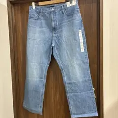 新品未使用 UNIQLO ユニクロ ライトブルーストレートデニムパンツ L〜XL