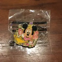 ディズニー　ピンバッジ　ミニー