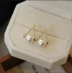 No.203 艶出しパール18kgfピアス　高見え