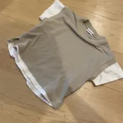 ベージュ Tシャツ