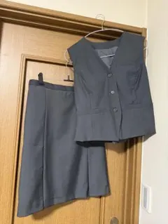 【新品タグ付き】事務服 上下セット 11号