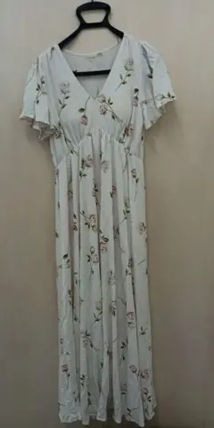 ジェラートピケ　フラワープリント Vネック ワンピース　カップ付き　部屋着　服