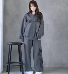 Rosé Muse Logo 3d embroidery pants M