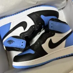 NIKE AIR JORDAN 1 HIGH UNIVERSITY BLUE