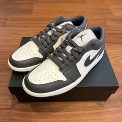 NIKE AIR JORDAN 1 LOW　アイアングレー/サミットホワイト