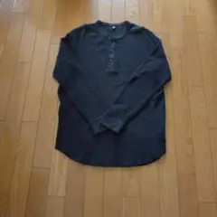 UNIQLOワッフル ヘンリーネック長袖カットソー 黒