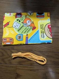 アンパンマンキャラクター生地 約100cm×50cm 紐付き