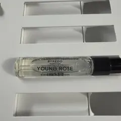 byredo YOUNG ROSE 2ml サンプルのサムネイル