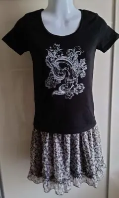 スカートとTシャツセット