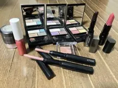 【お買い得！】新品〜残約8割 ETVOSエトヴォス アイシャドウ 等 まとめ売り