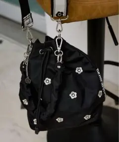 MARY QUANT 別注 FLOWER EMBROIDERY BAG