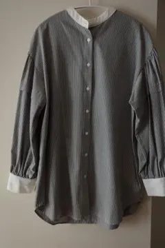 【新品】willfully ウィルフリーストライプバルーンスリーブ　ブラウスのサムネイル