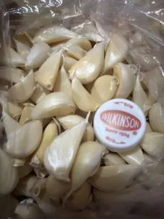 鹿児島県産 農薬不使用 2026年産 乾燥にんにく 沖(バラ) 900g - メルカリ